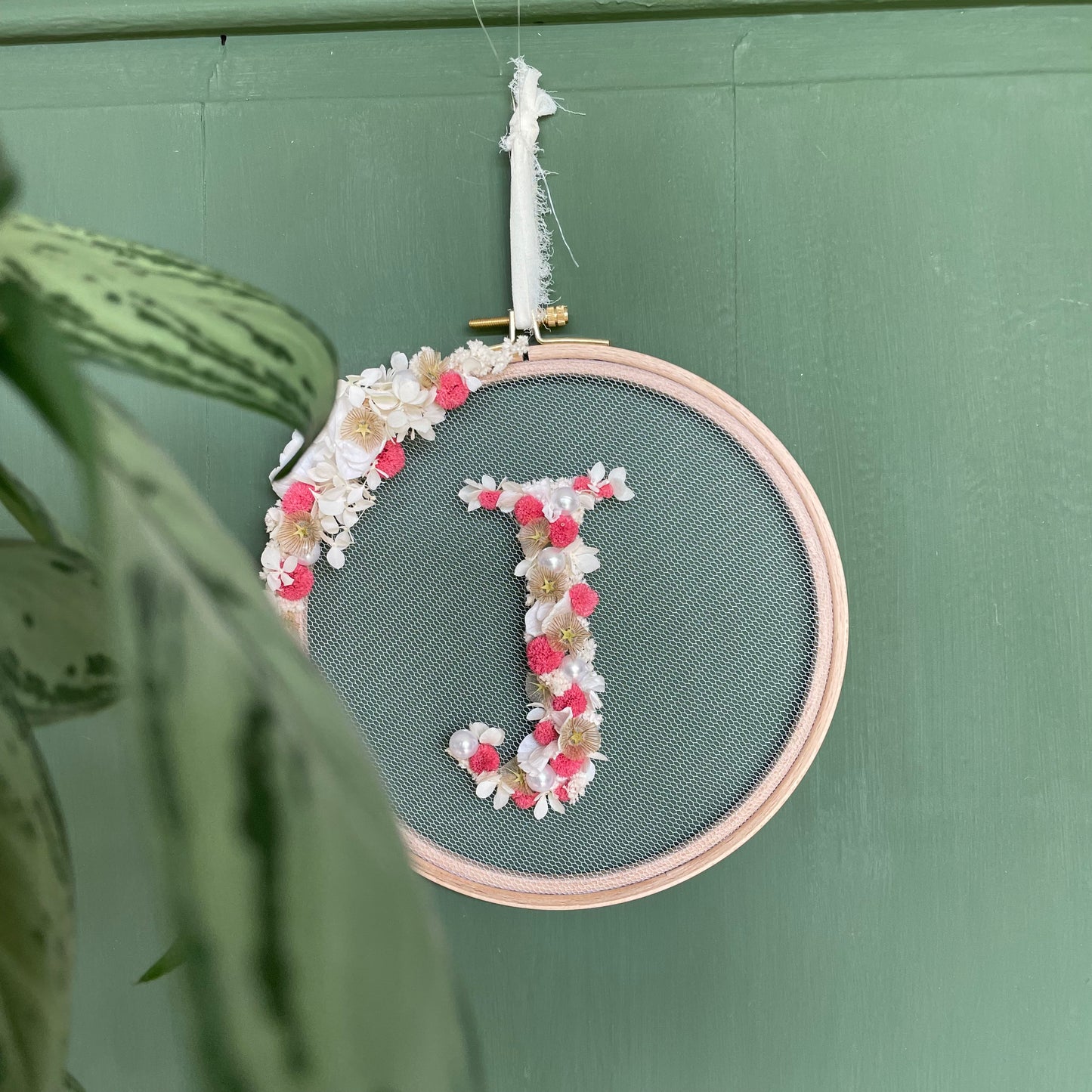 Tambour personnalisable avec initiale fleurie - tulle